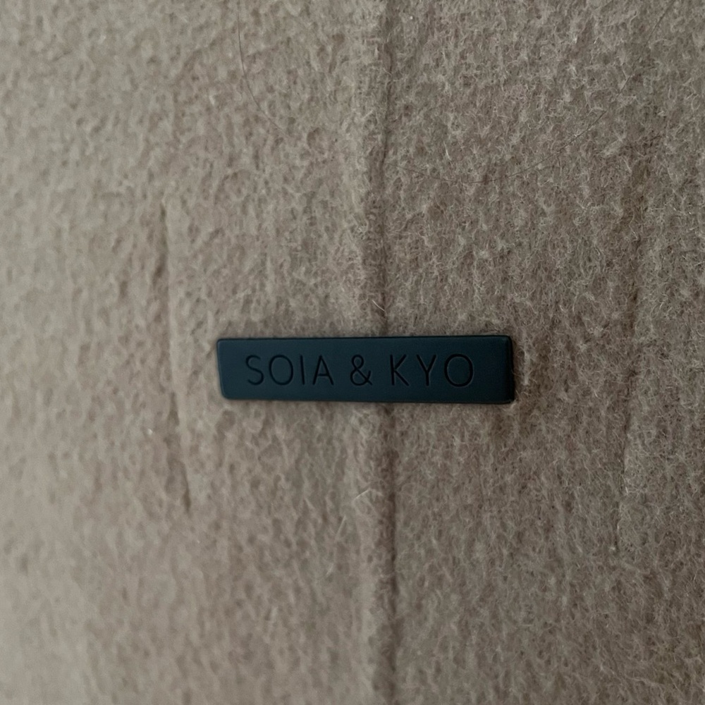 Soia & Kyo Wested coat in nude. Size S wool blend